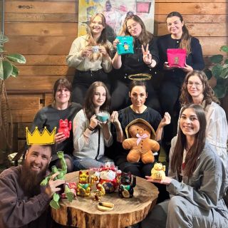 Za celý náš tým i holky co pečou vzadu dobroty a nejsou za barem vidět 🙈přejeme krásný Vánoce všem, hlavně pohodu😍...